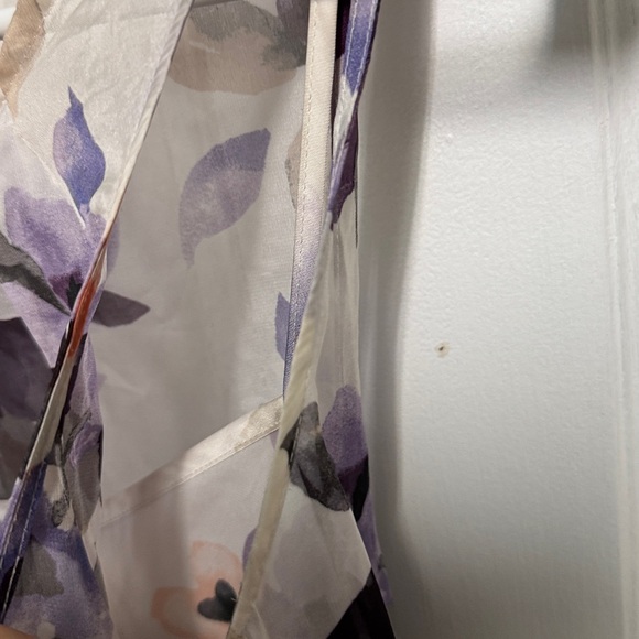 White House Black Market Floral Sleeveless Blouse - Purple and Cream - Picture 5 of 11